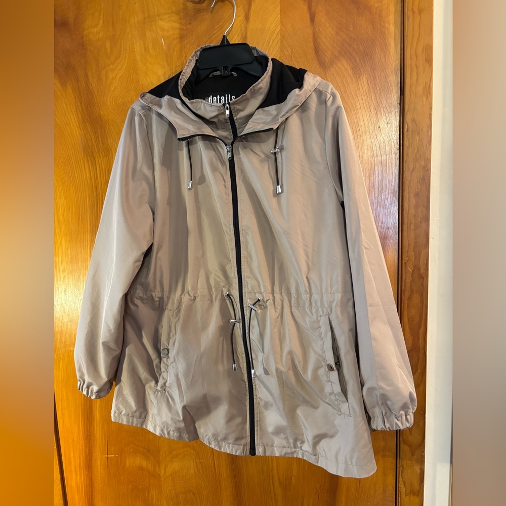Ladies “INTL DETAILS” Stylish Utility Jacket in Taupe